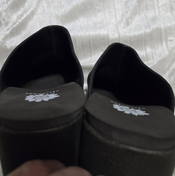 Yellow Box Black Studded Clog Mules Size 7 1/2 EUC!! - Picture 7 of 8